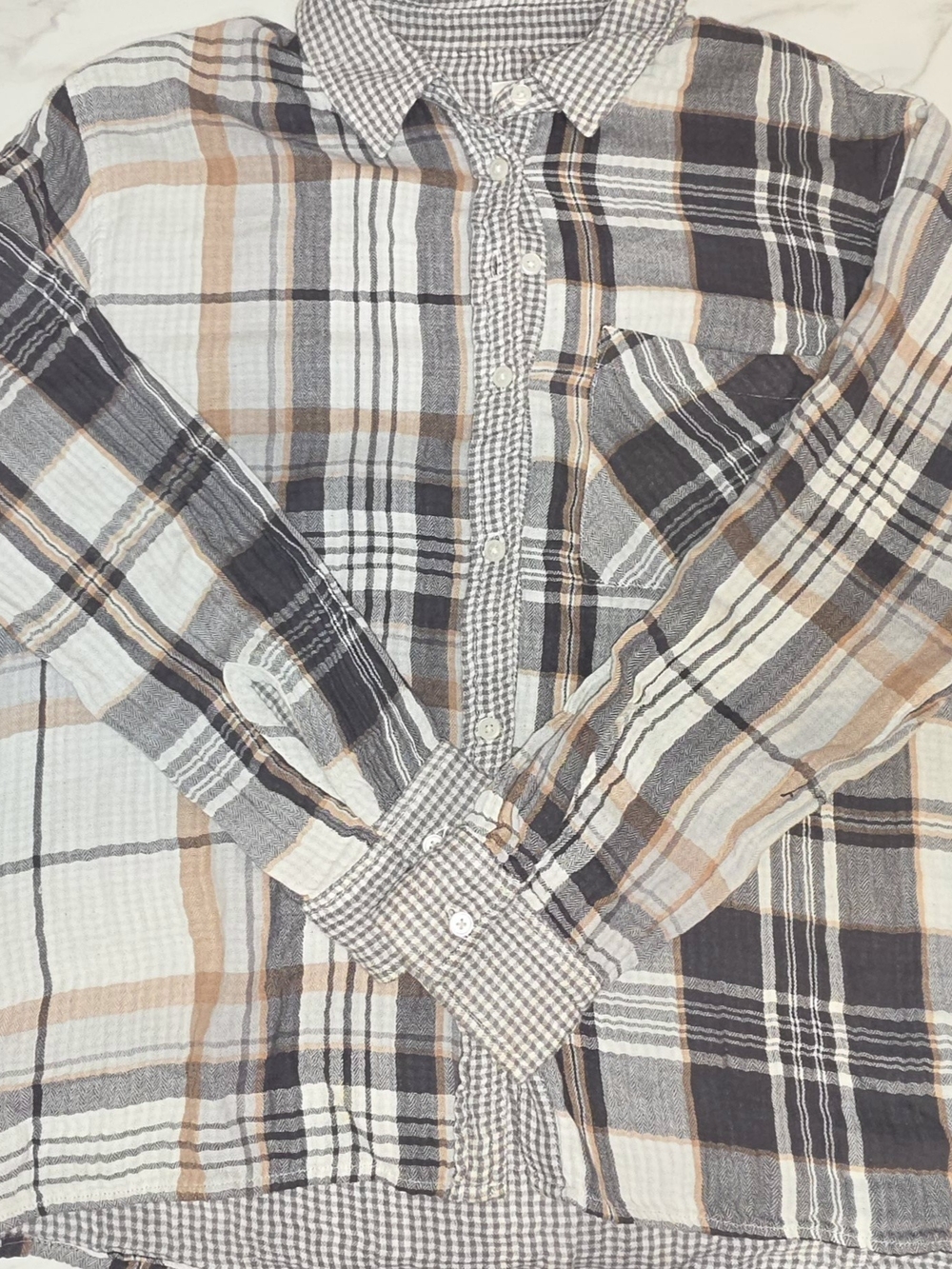 aerie Plaid Button-Down Shirt in White, Black & Tan